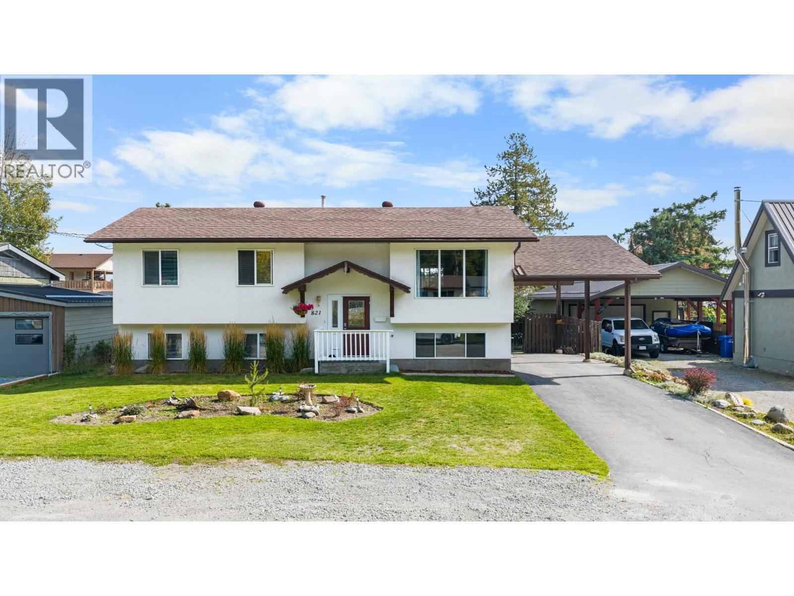 821 5th Avenue, Kimberley, British Columbia V1A 2T5 - Photo 2 - 10401044