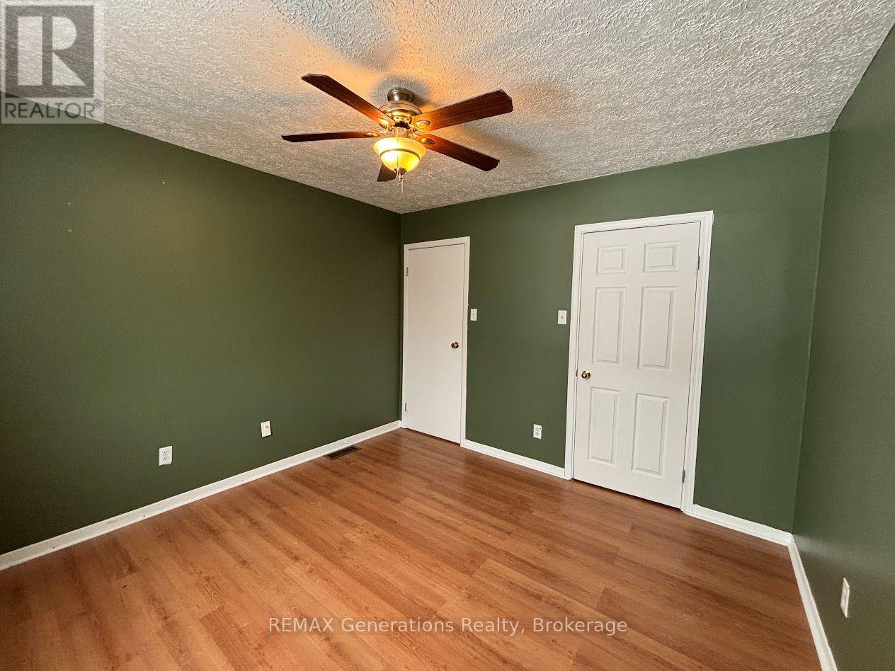 31 Brooks Street, Manitouwadge, Ontario  P0T 2C0 - Photo 13 - X13825412