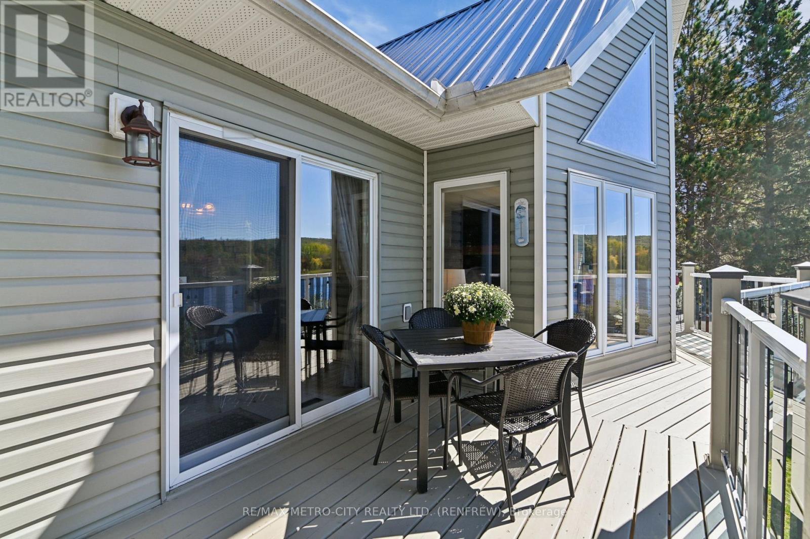 144 Flying Club Road, Greater Madawaska, Ontario  K0J 2R0 - Photo 19 - X13825464