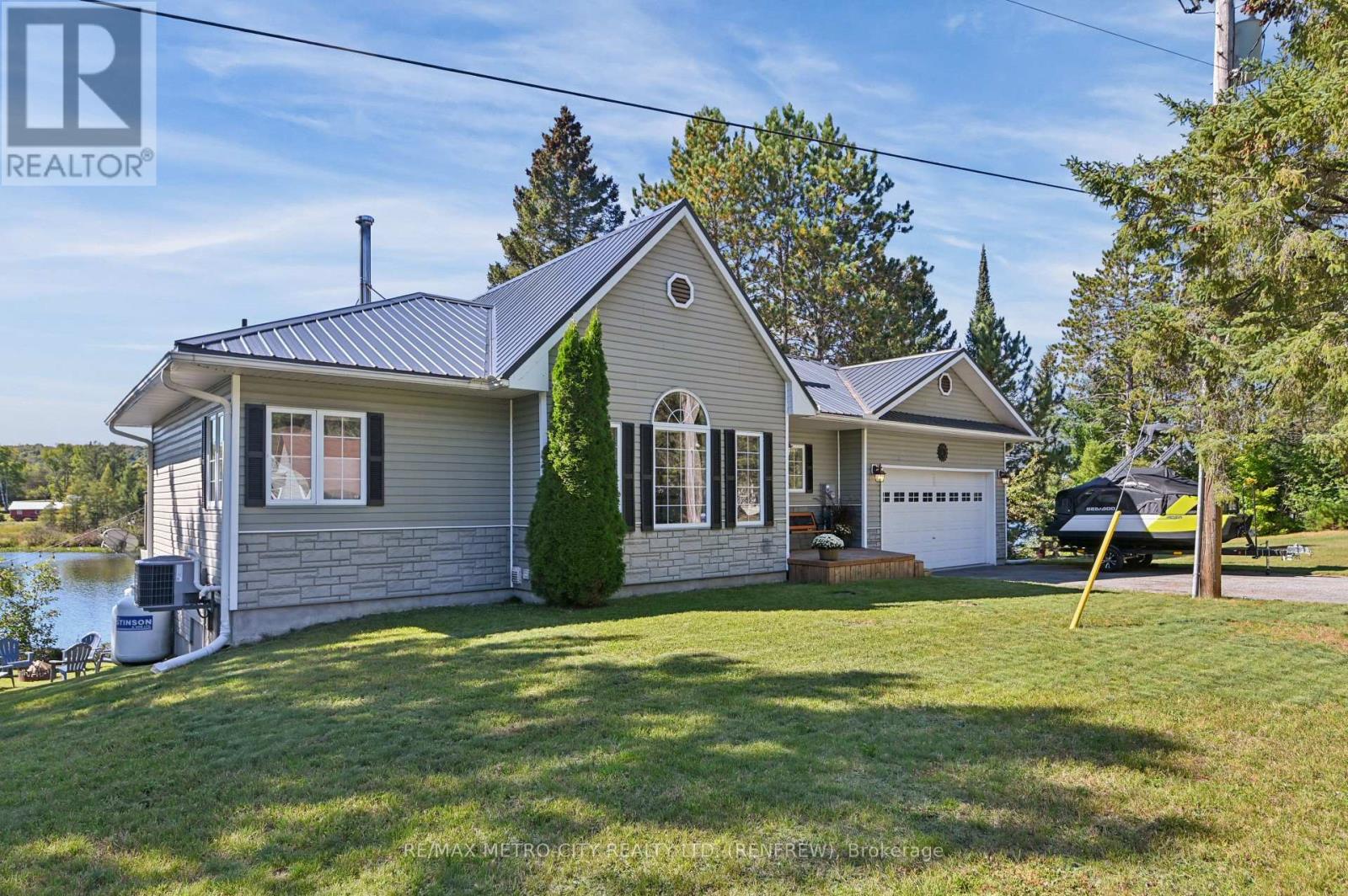 144 Flying Club Road, Greater Madawaska, Ontario  K0J 2R0 - Photo 2 - X13825464