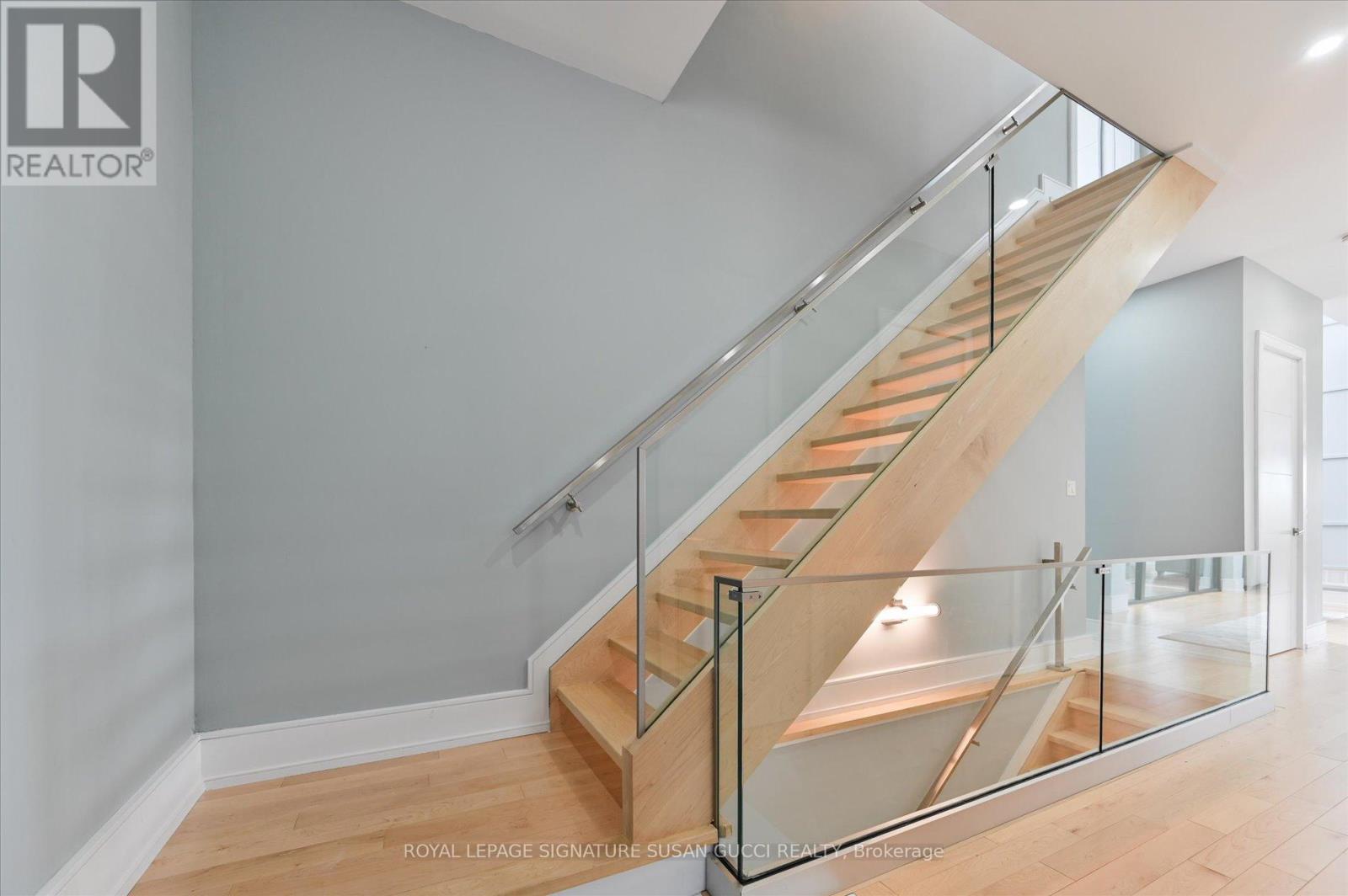 96 Squires Avenue, Toronto, Ontario  M4B 2S1 - Photo 19 - E13825316