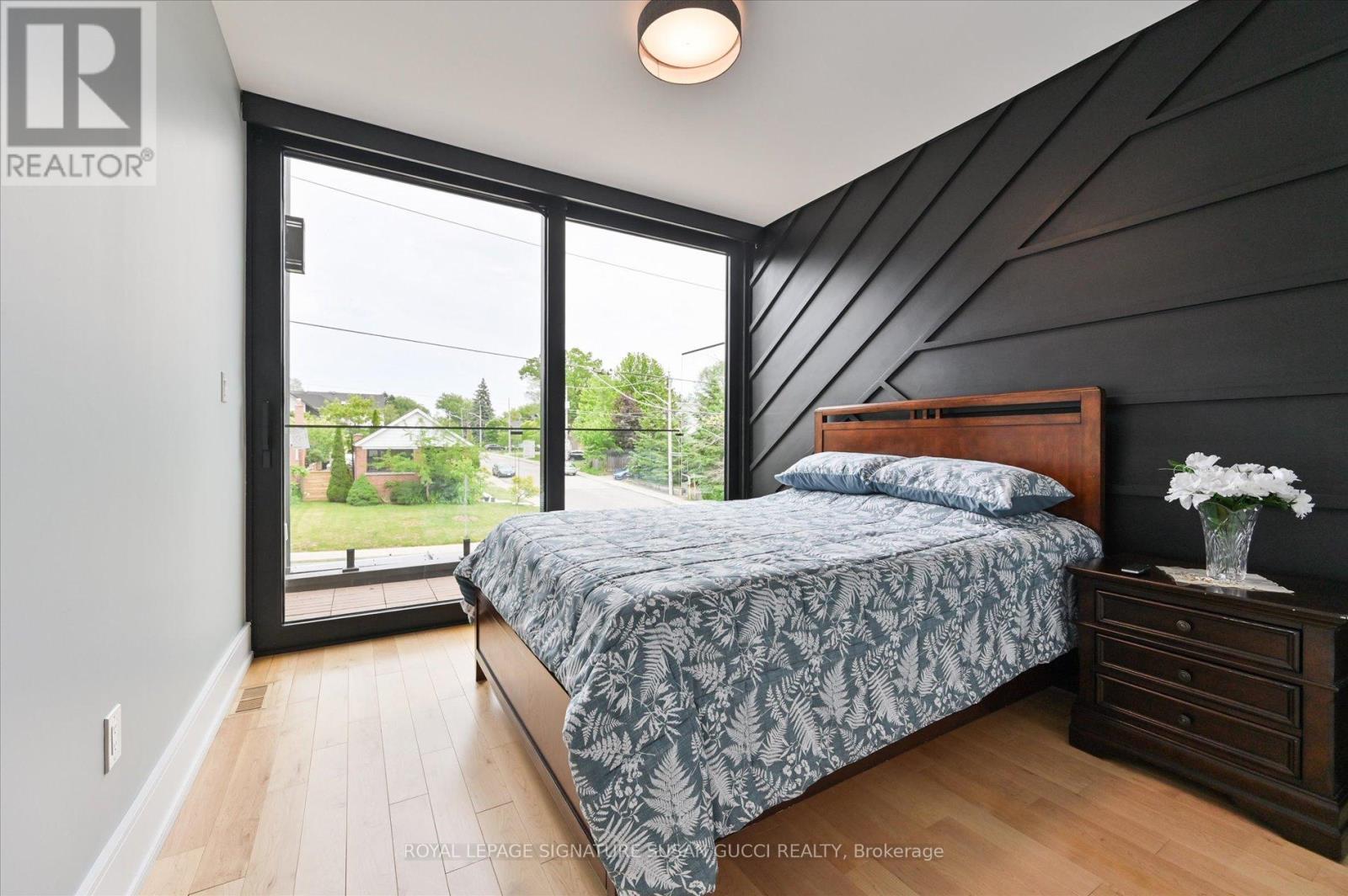 96 Squires Avenue, Toronto, Ontario  M4B 2S1 - Photo 31 - E13825316