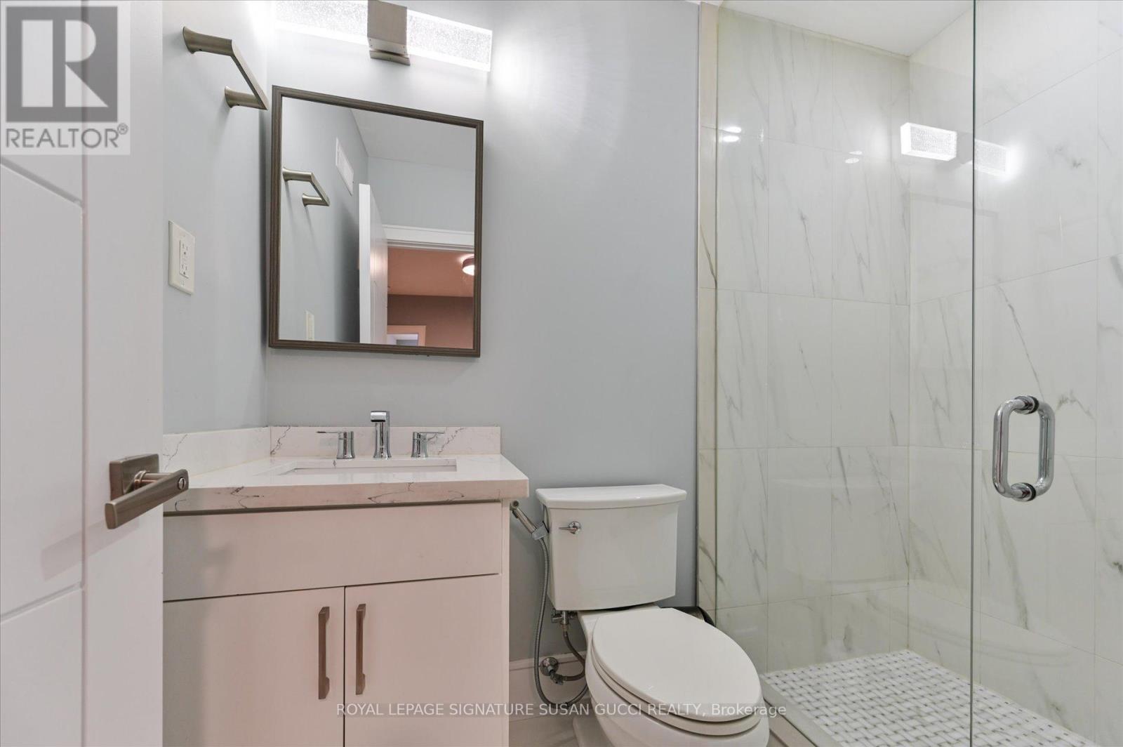 96 Squires Avenue, Toronto, Ontario  M4B 2S1 - Photo 40 - E13825316