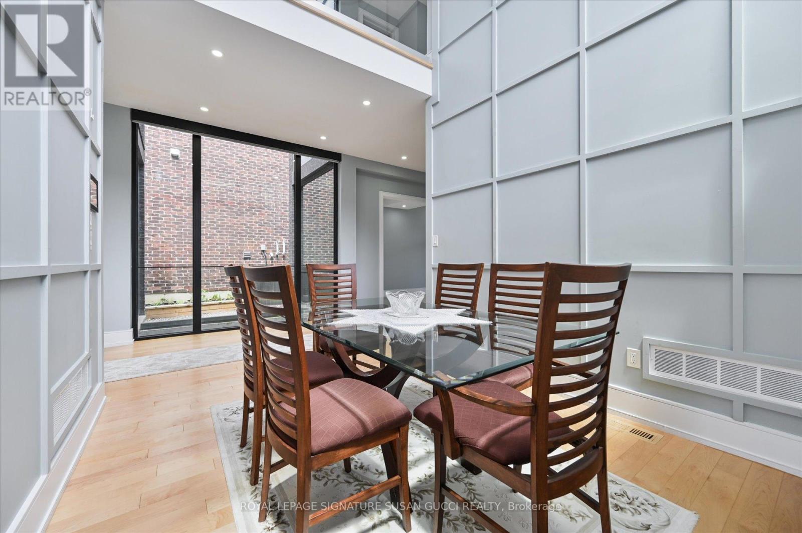 96 Squires Avenue, Toronto, Ontario  M4B 2S1 - Photo 9 - E13825316