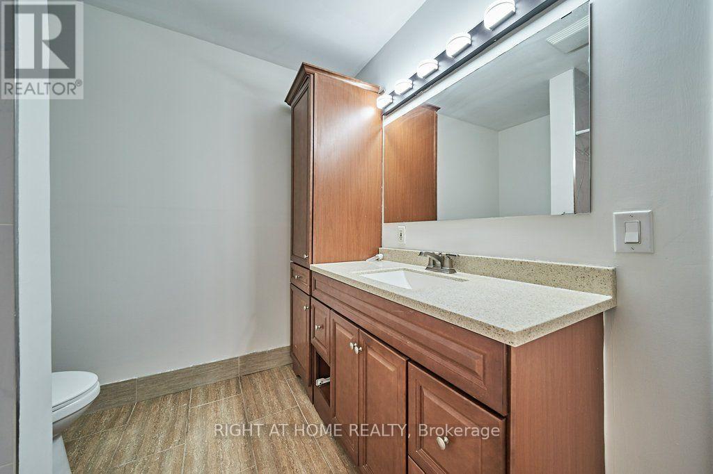 213 Cabot Street, Oshawa, Ontario  L1J 5S2 - Photo 15 - E13825476