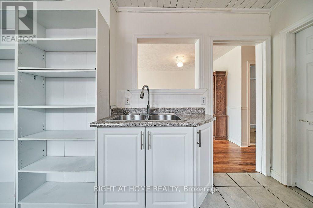 213 Cabot Street, Oshawa, Ontario  L1J 5S2 - Photo 7 - E13825476