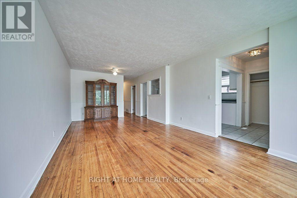 213 Cabot Street, Oshawa, Ontario  L1J 5S2 - Photo 9 - E13825476