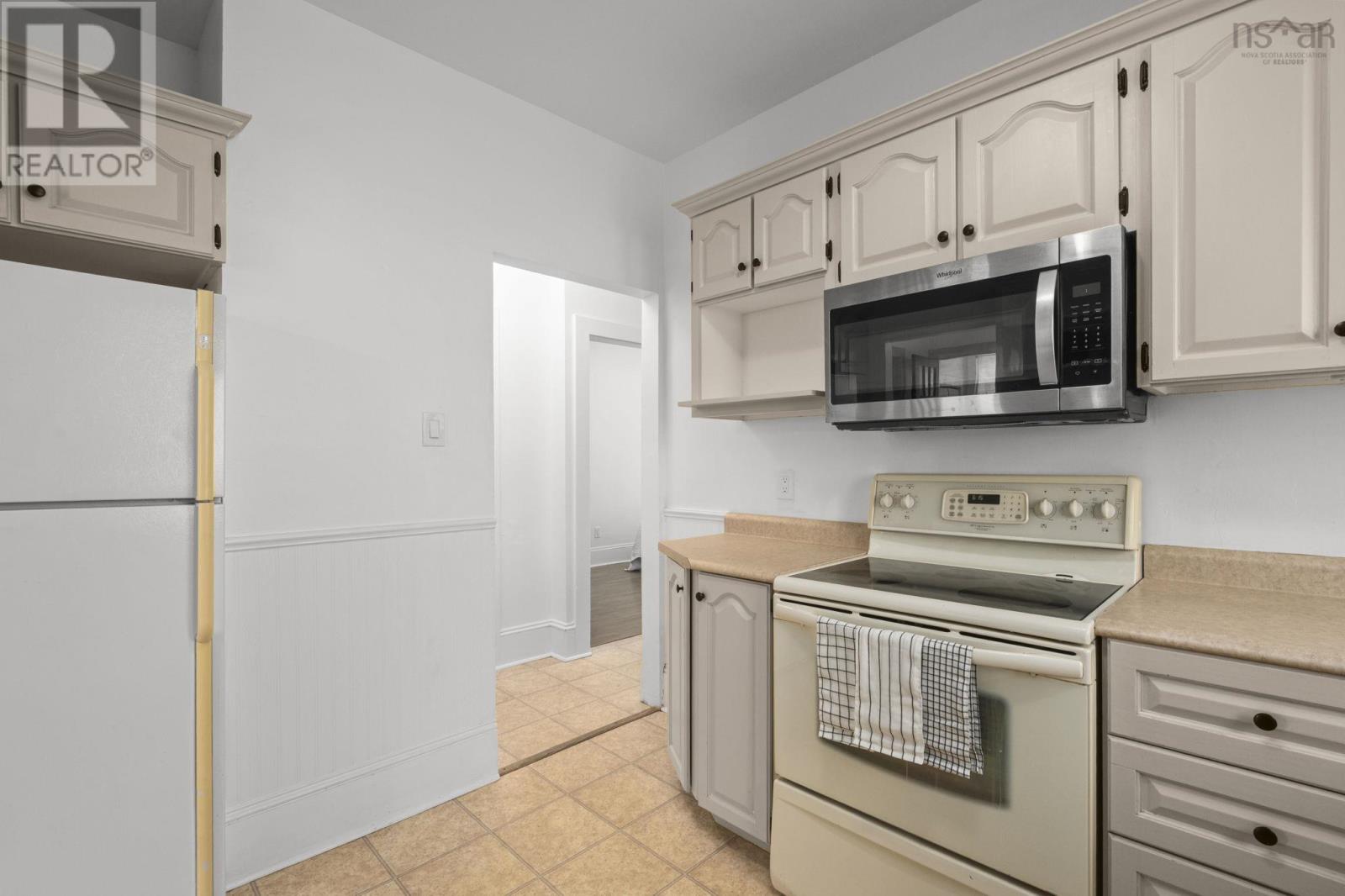 6303 Almon Street, Halifax, Nova Scotia  B3L 1V1 - Photo 17 - 202624290