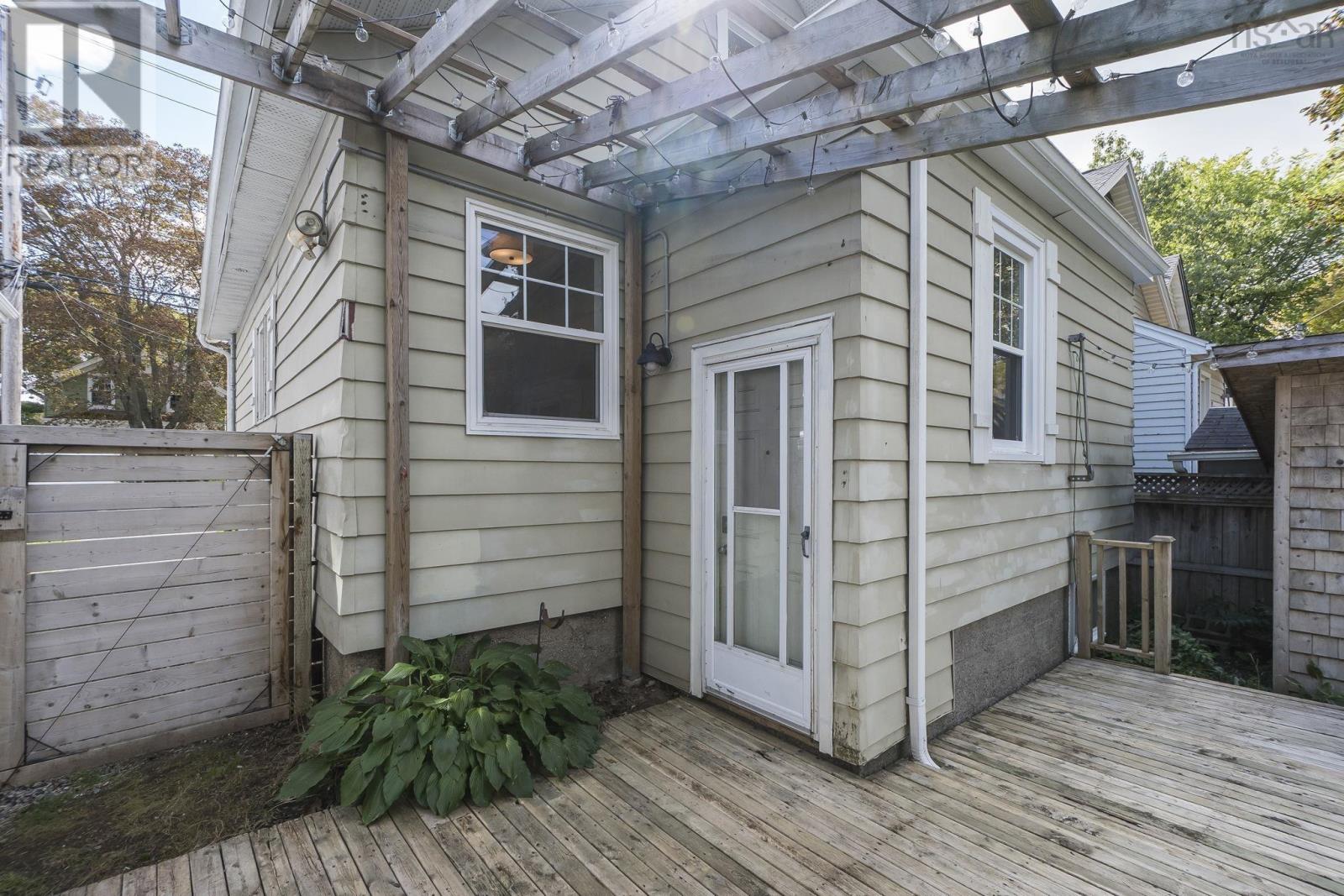 6303 Almon Street, Halifax, Nova Scotia  B3L 1V1 - Photo 38 - 202624290