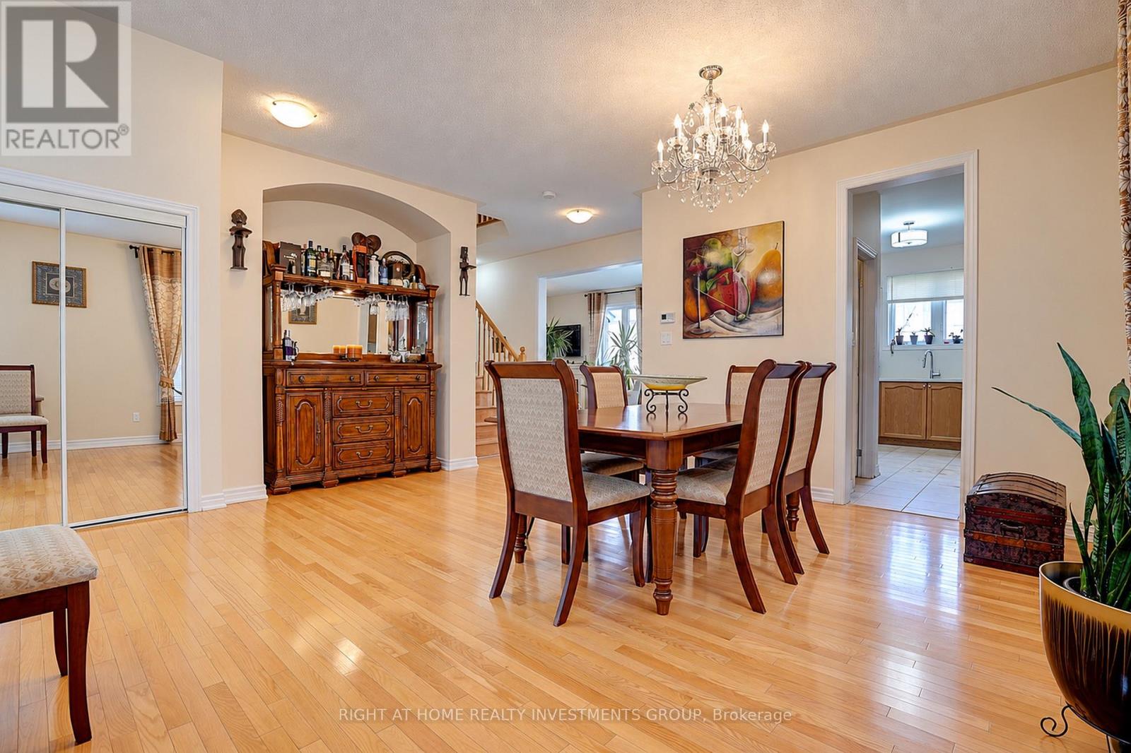 14 Shiner Drive, Richmond Hill, Ontario  L4E 4V5 - Photo 10 - N13825374