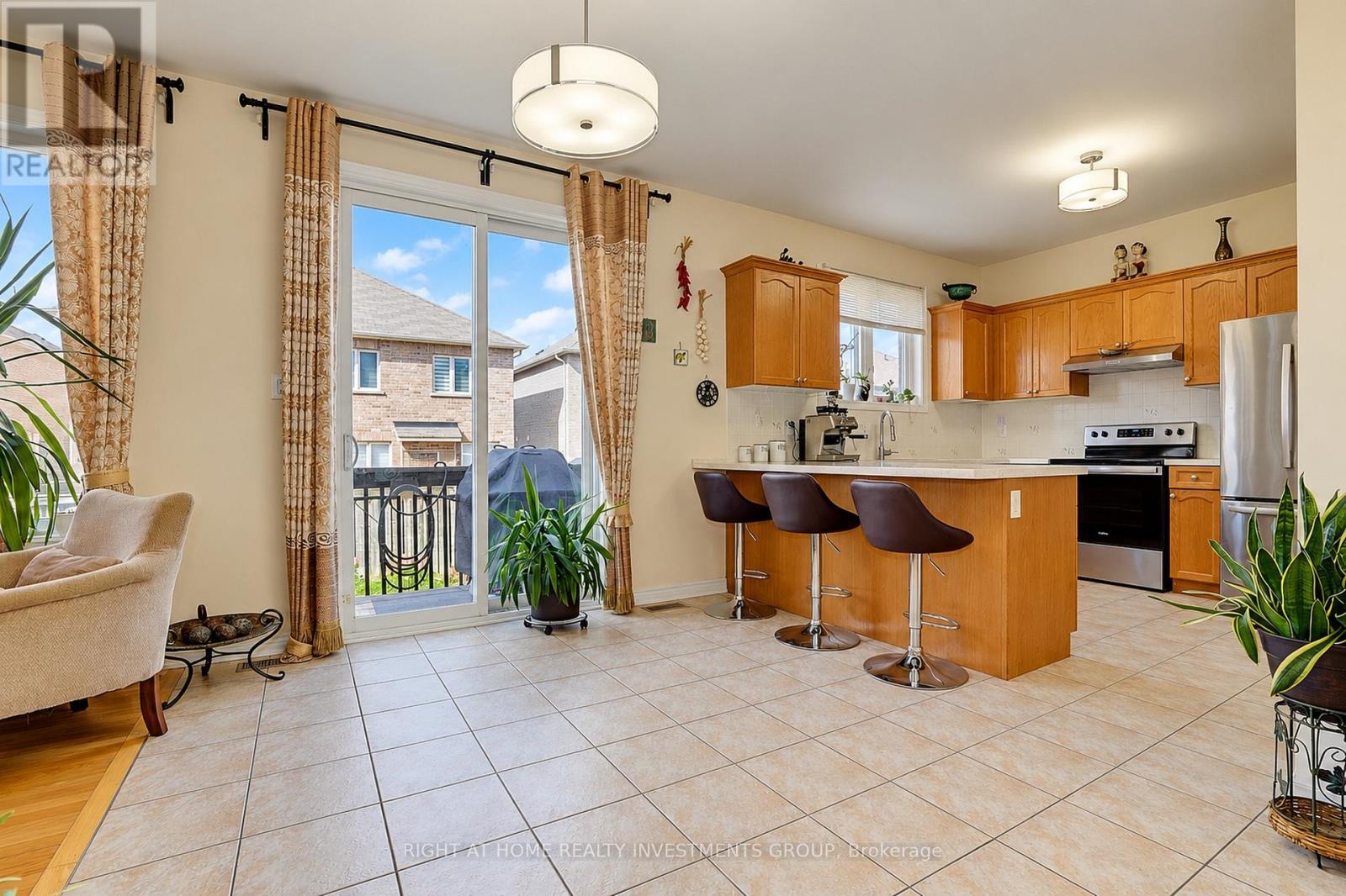 14 Shiner Drive, Richmond Hill, Ontario  L4E 4V5 - Photo 15 - N13825374