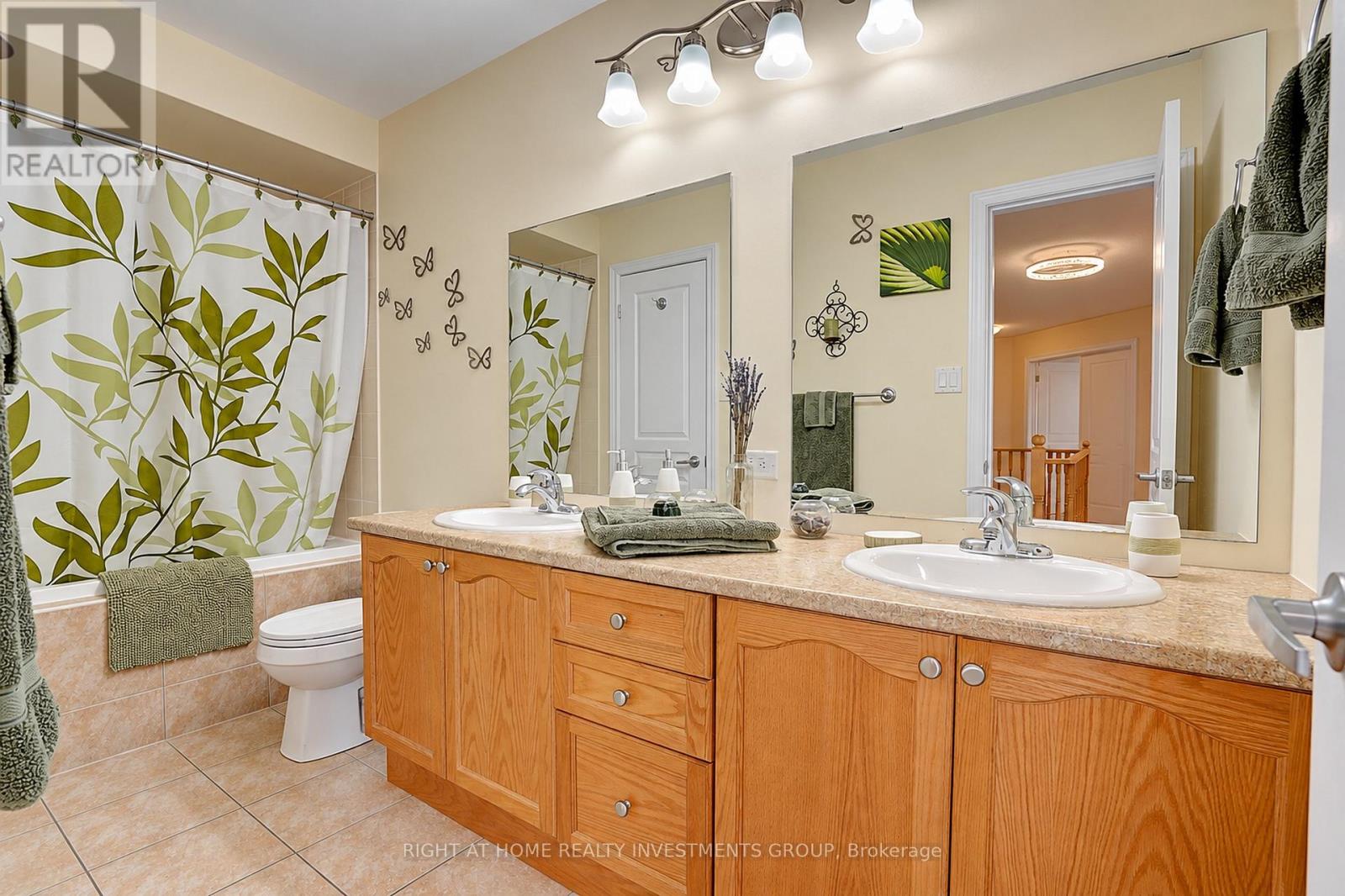 14 Shiner Drive, Richmond Hill, Ontario  L4E 4V5 - Photo 47 - N13825374