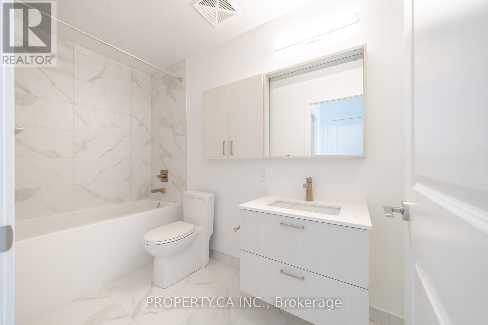 Ph04 - 30 Upper Mall Way, Vaughan, Ontario  L4L 0L8 - Photo 6 - N13825392