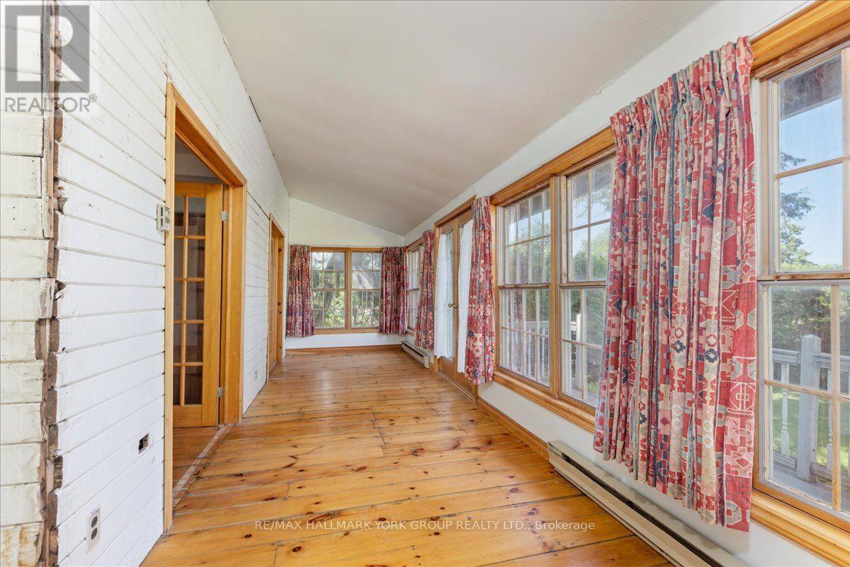 311 Lake Drive N, Georgina, Ontario  L4P 3C8 - Photo 10 - N13825430