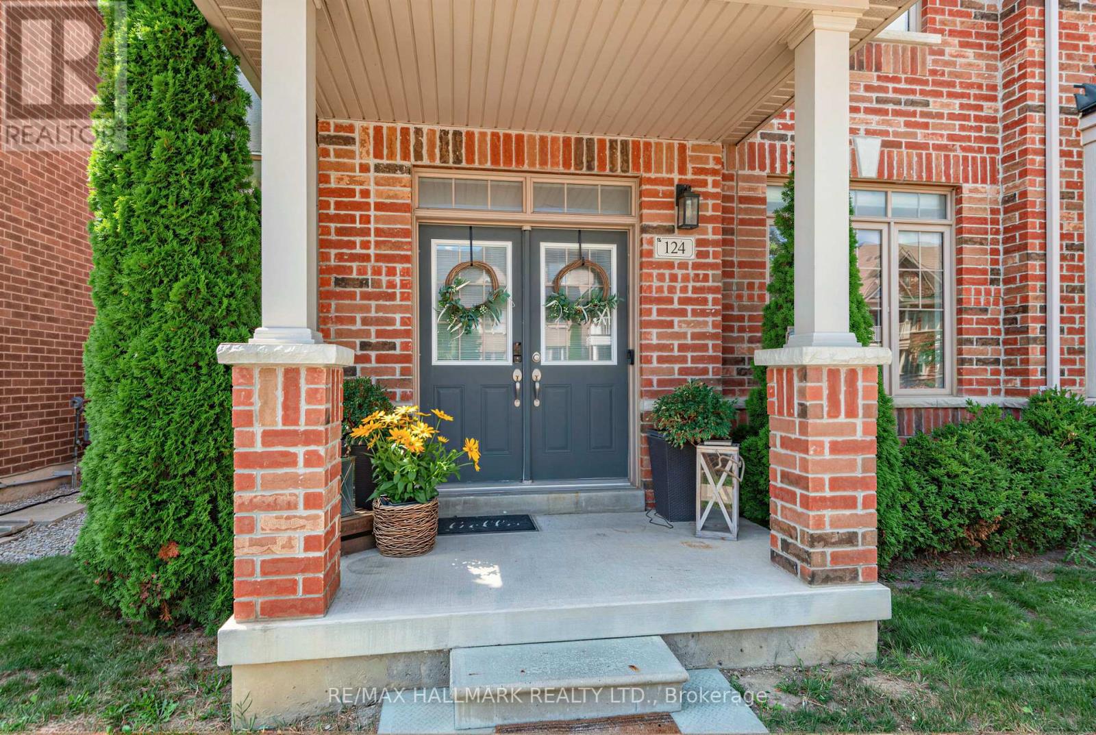 124 Barons Street, Vaughan, Ontario  L4H 3Y3 - Photo 2 - N13825452