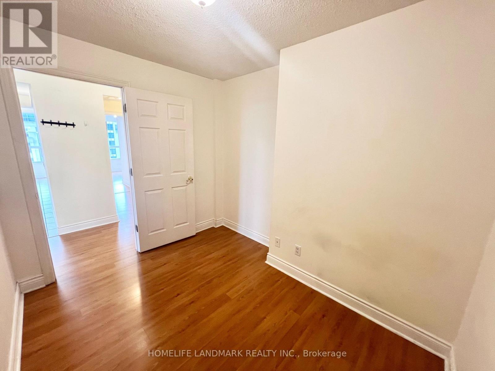 2304 - 10 Northtown Way, Toronto, Ontario M2N 7L4 - Photo 11 - C13783612