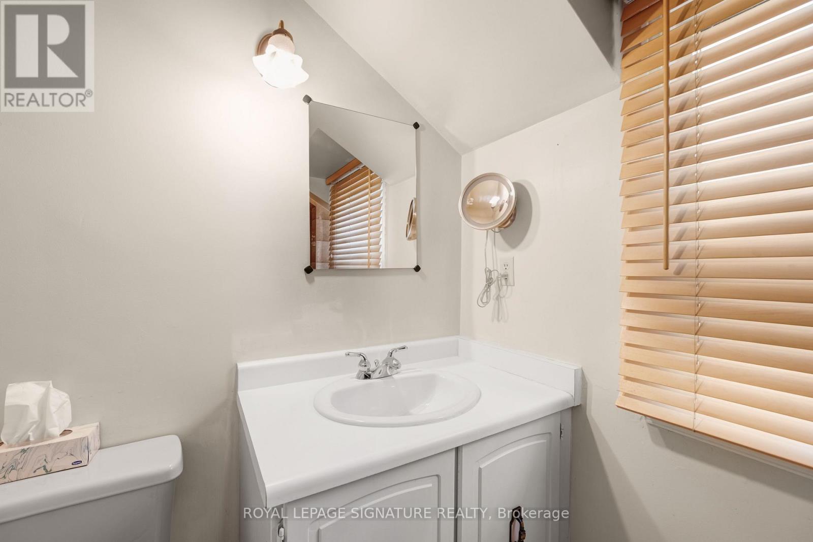 54 Ambrose Road, Toronto, Ontario  M2K 2W9 - Photo 28 - C13824650