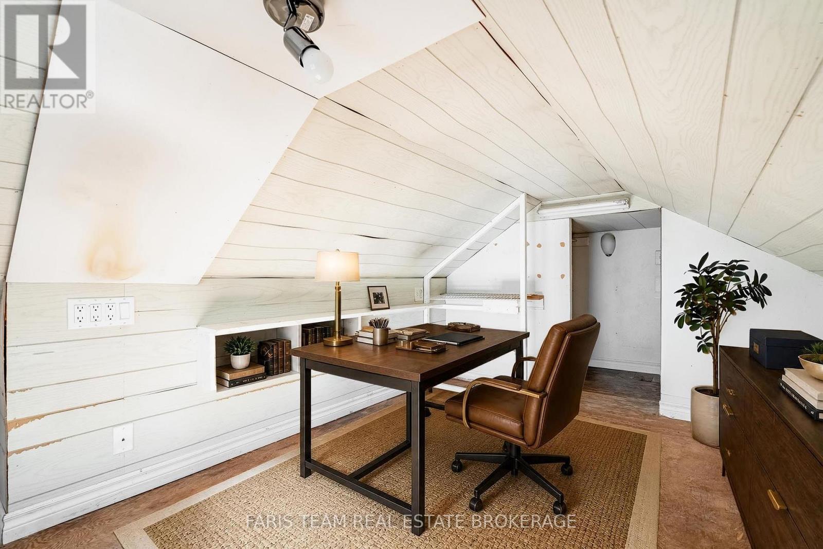 10551 Highway 12, Oro-Medonte, Ontario  L0K 1E0 - Photo 15 - S13825210