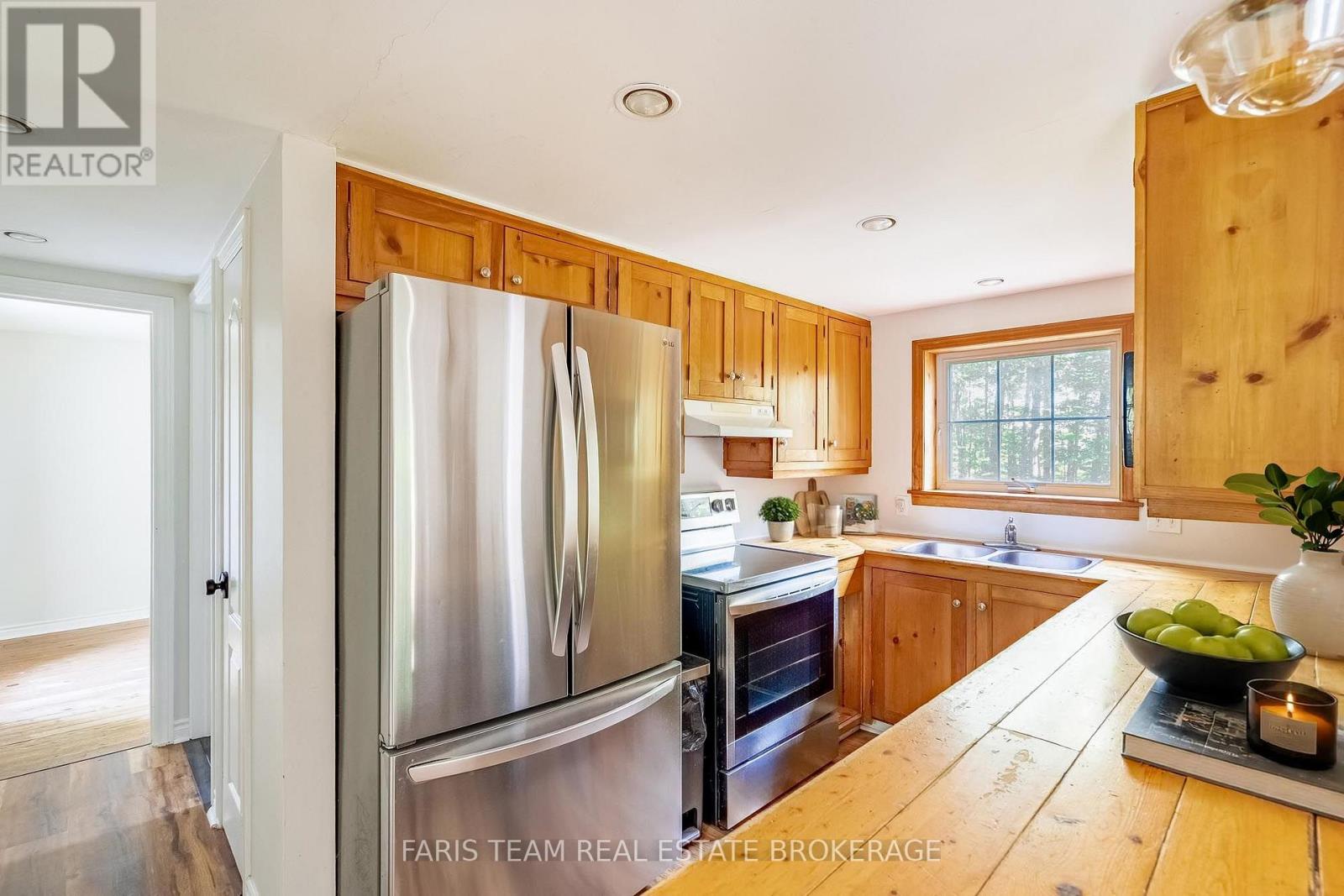 10551 Highway 12, Oro-Medonte, Ontario  L0K 1E0 - Photo 5 - S13825210