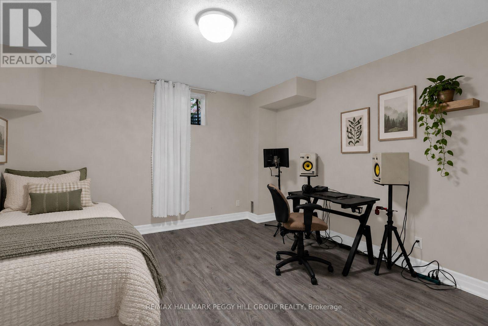 184 Golden Meadow Road, Barrie, Ontario L4N 9R6 - Photo 11 - S13825420