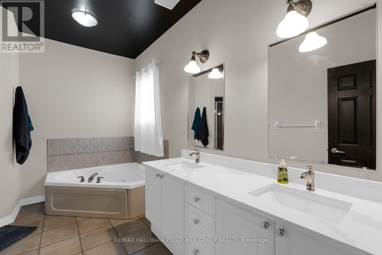184 Golden Meadow Road, Barrie, Ontario L4N 9R6 - Photo 6 - S13825420