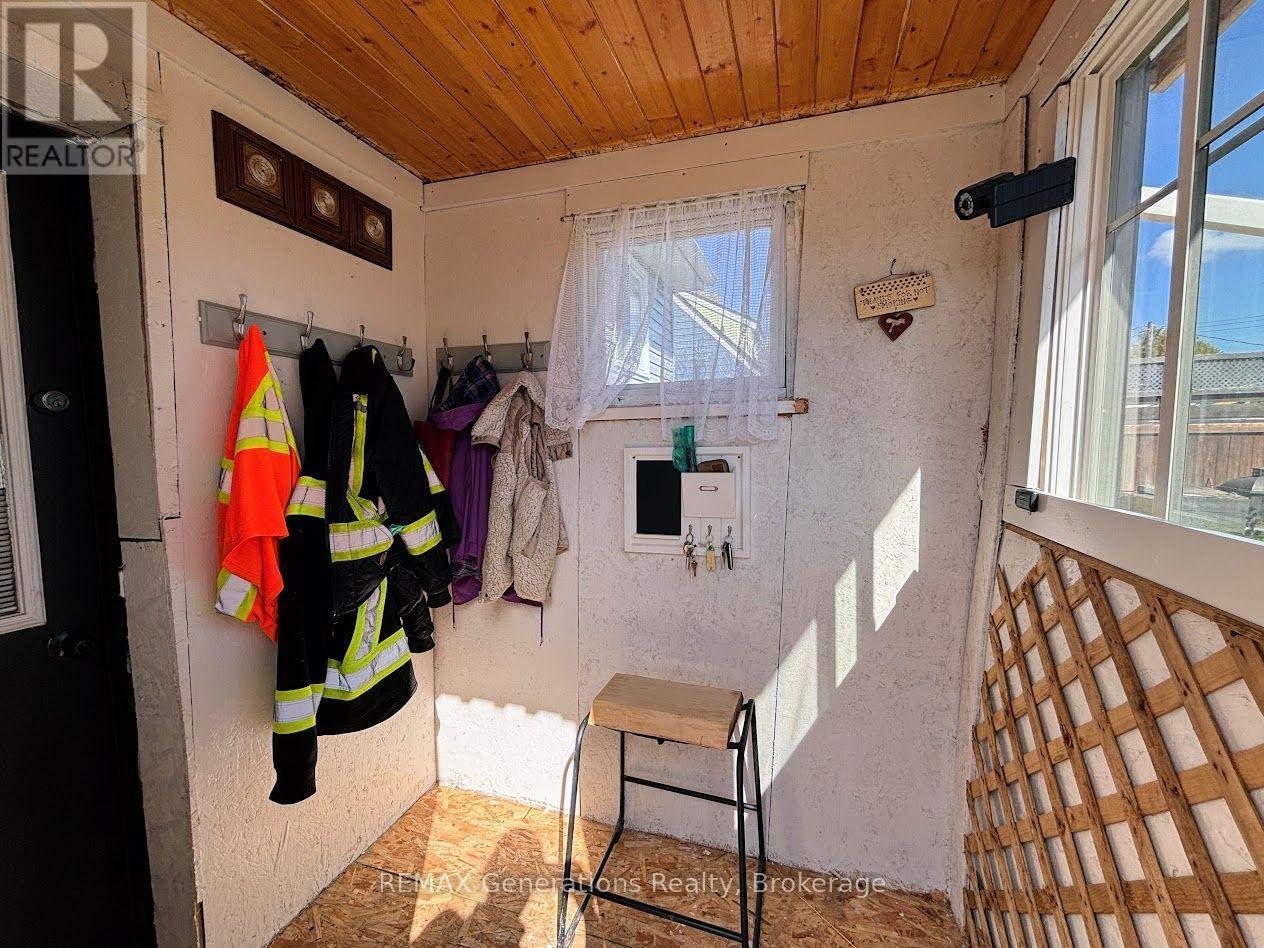 18 Swallow Drive, Manitouwadge, Ontario  P0T 2C0 - Photo 30 - X13245016