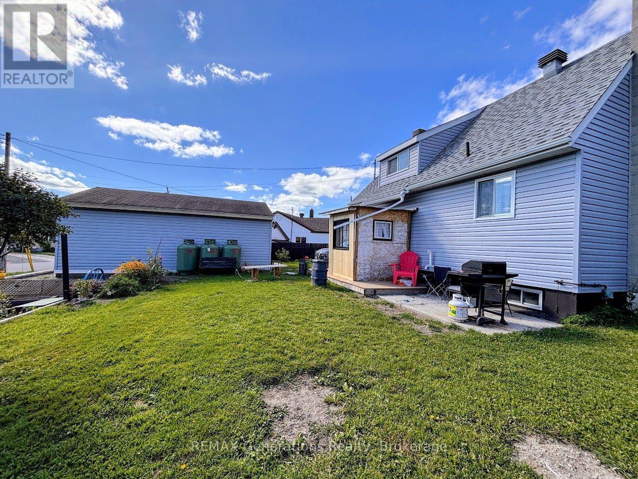 18 Swallow Drive, Manitouwadge, Ontario  P0T 2C0 - Photo 34 - X13245016