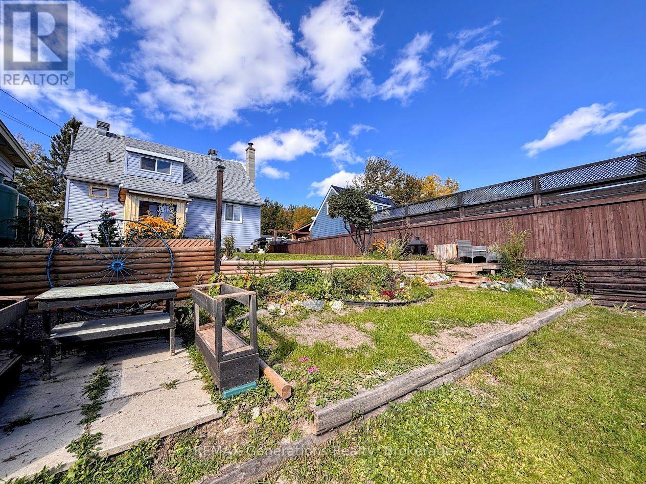18 Swallow Drive, Manitouwadge, Ontario  P0T 2C0 - Photo 36 - X13245016
