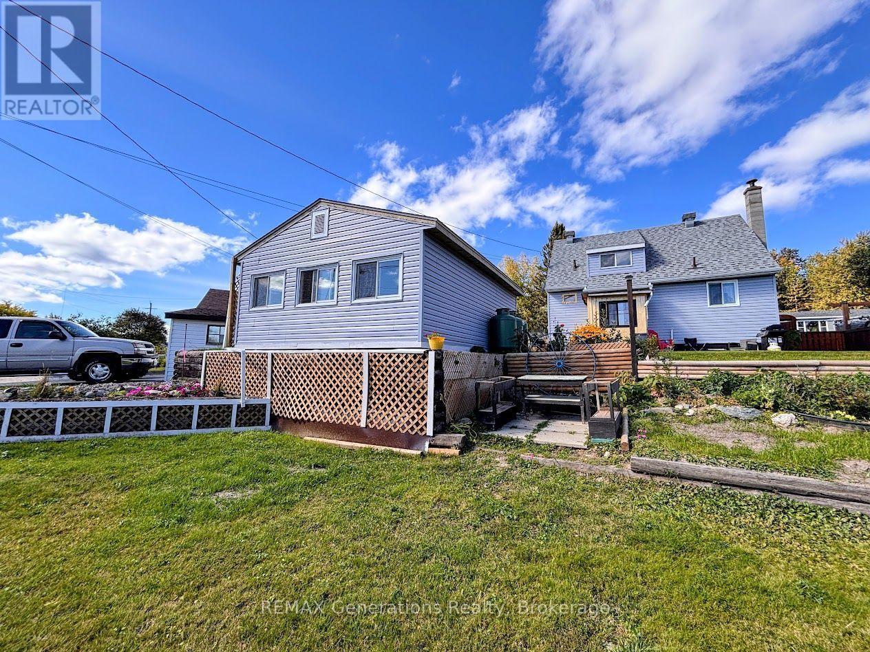 18 Swallow Drive, Manitouwadge, Ontario  P0T 2C0 - Photo 35 - X13245016
