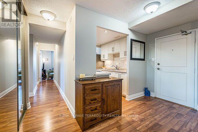 1102 - 812 Burnhamthorpe Road, Toronto, Ontario  M9C 4W1 - Photo 13 - W13824186