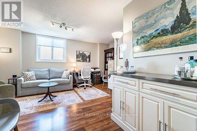 1102 - 812 Burnhamthorpe Road, Toronto, Ontario  M9C 4W1 - Photo 19 - W13824186