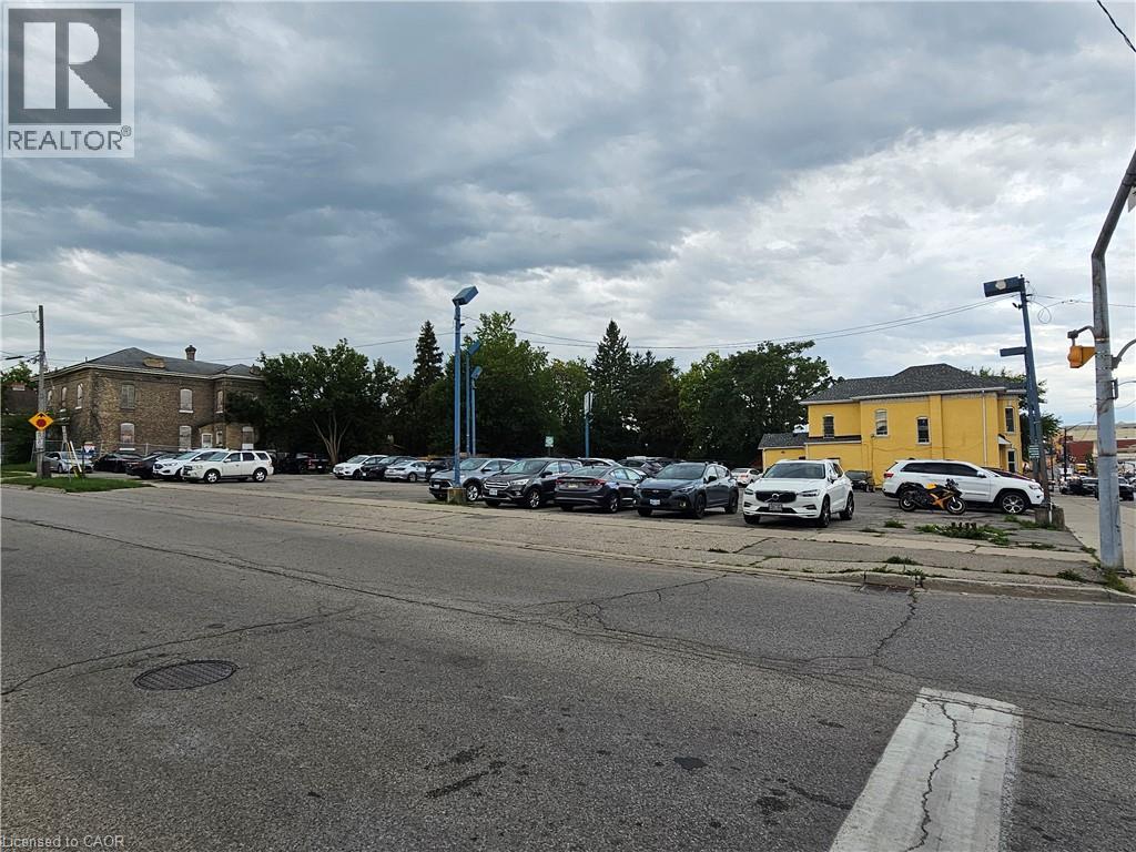 341 Colborne Street, Brantford, Ontario  N3S 3N1 - Photo 3 - 40866141