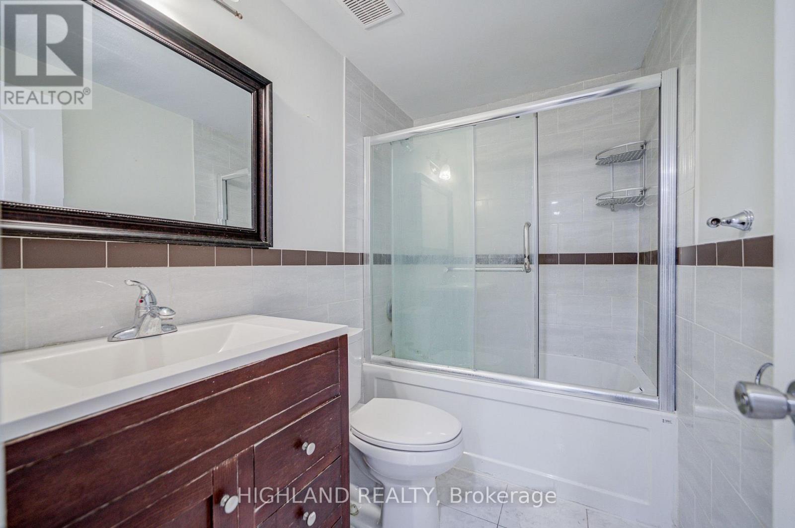 4066 Wycliffe Way, Mississauga, Ontario  L5C 3S1 - Photo 14 - W13825194