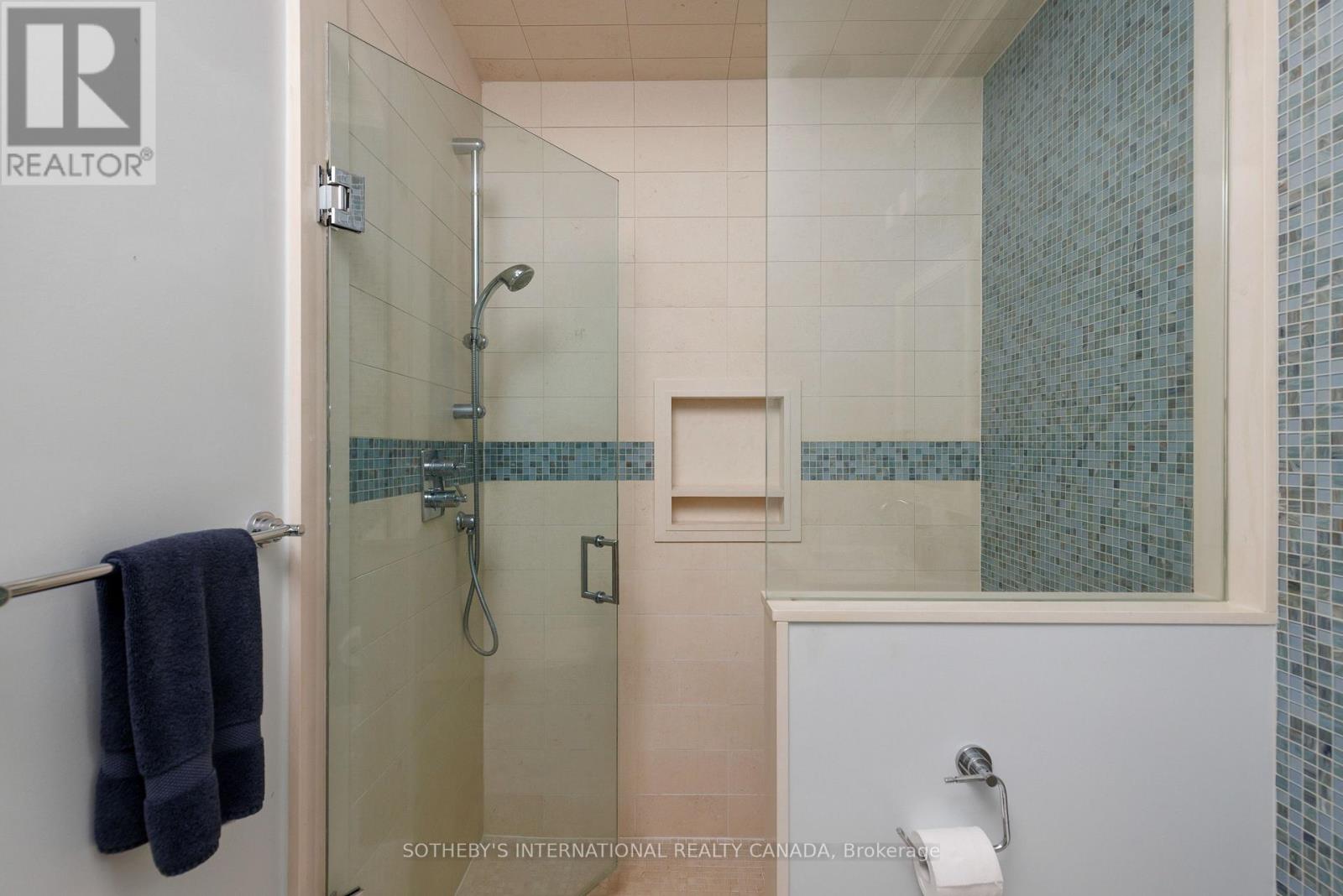 50 Queen Marys Drive, Toronto, Ontario  M8X 1S4 - Photo 35 - W13825204