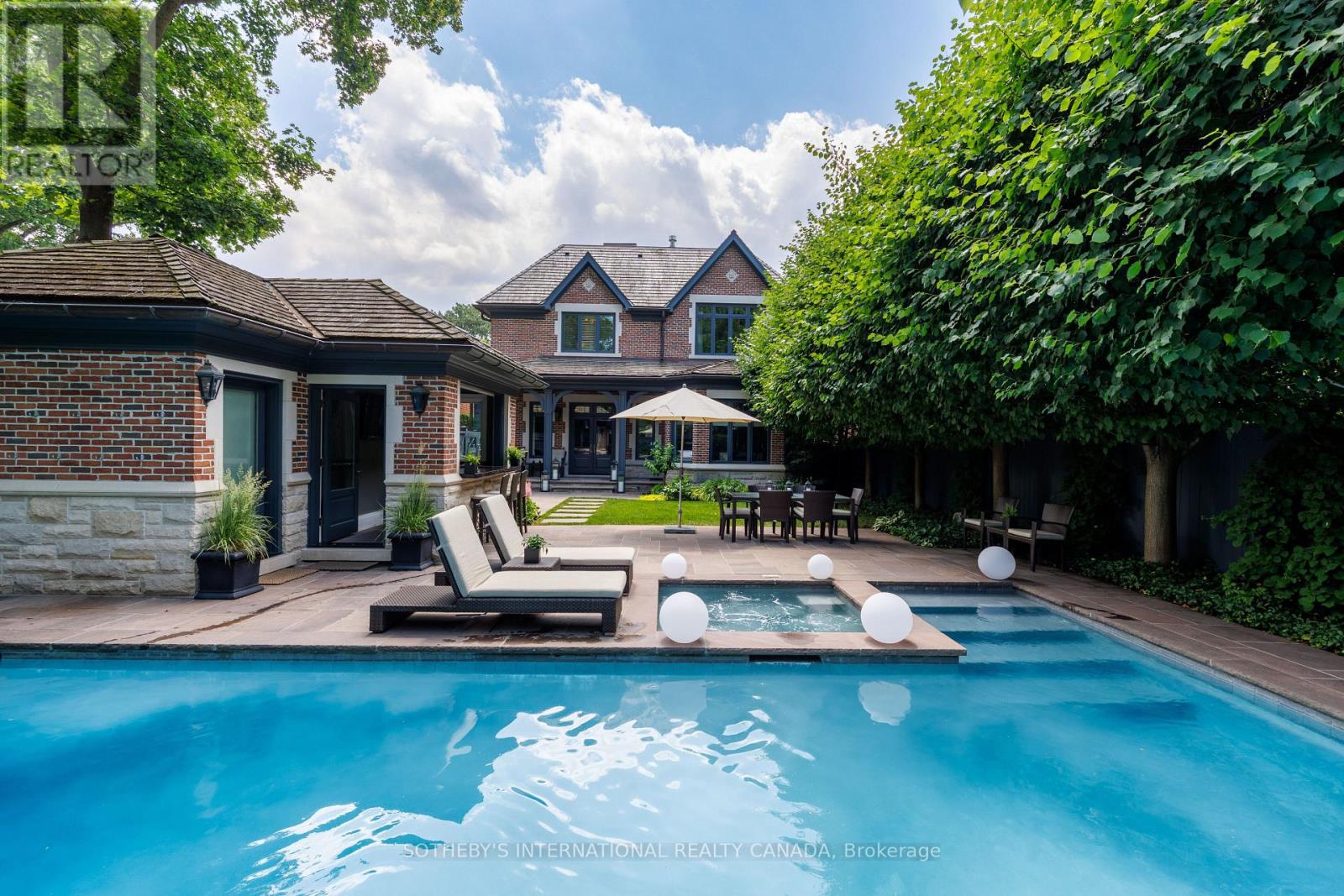 50 Queen Marys Drive, Toronto, Ontario  M8X 1S4 - Photo 47 - W13825204