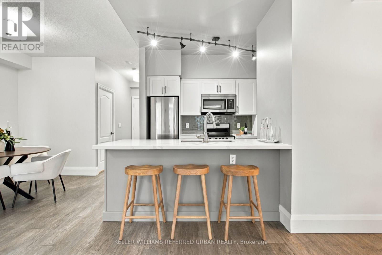 912 - 2119 Lake Shore Boulevard W, Toronto, Ontario  M8V 4E8 - Photo 17 - W13825240