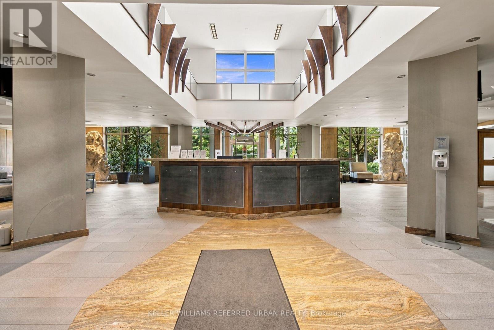 912 - 2119 Lake Shore Boulevard W, Toronto, Ontario  M8V 4E8 - Photo 3 - W13825240