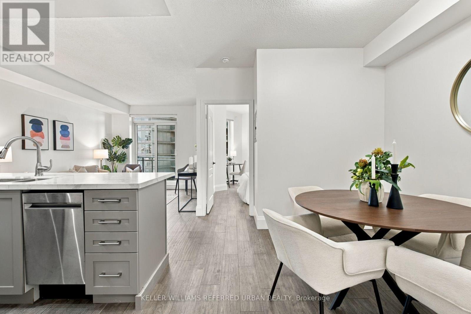 912 - 2119 Lake Shore Boulevard W, Toronto, Ontario  M8V 4E8 - Photo 7 - W13825240