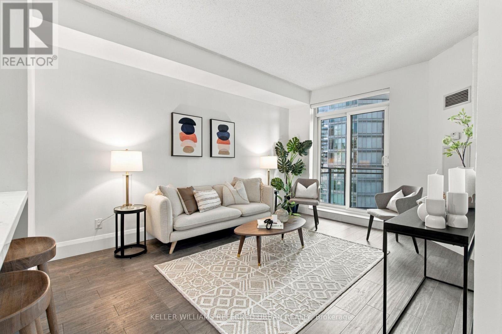 912 - 2119 Lake Shore Boulevard W, Toronto, Ontario  M8V 4E8 - Photo 9 - W13825240