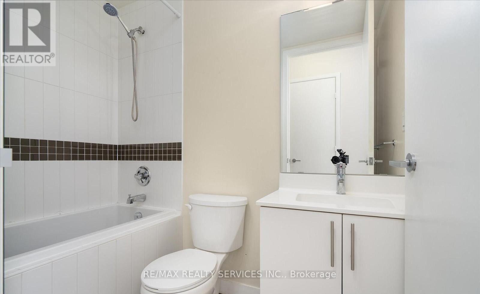 2331 - 165 Legion Road N, Toronto, Ontario  M5Y 0B3 - Photo 14 - W13825264