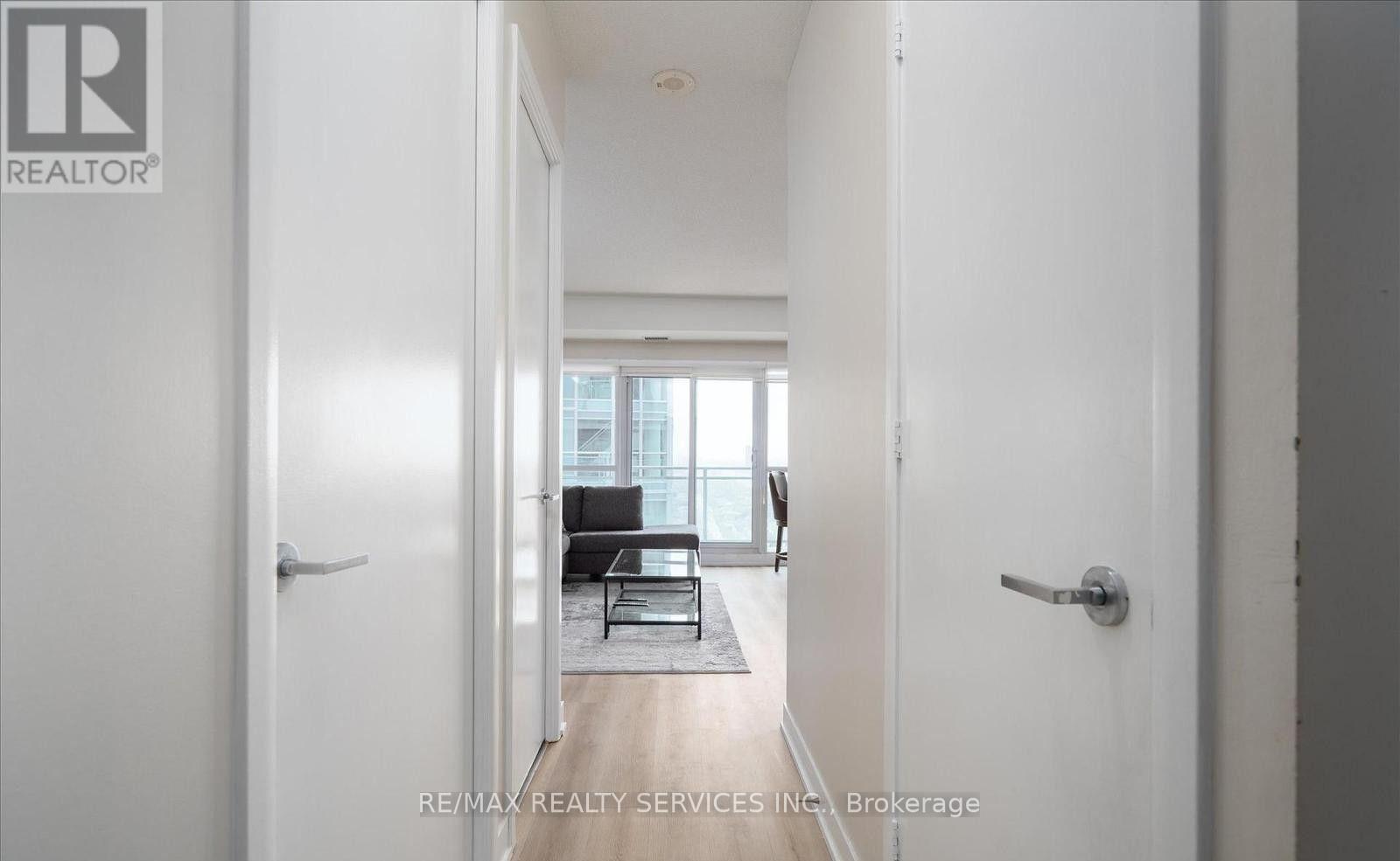 2331 - 165 Legion Road N, Toronto, Ontario  M5Y 0B3 - Photo 4 - W13825264
