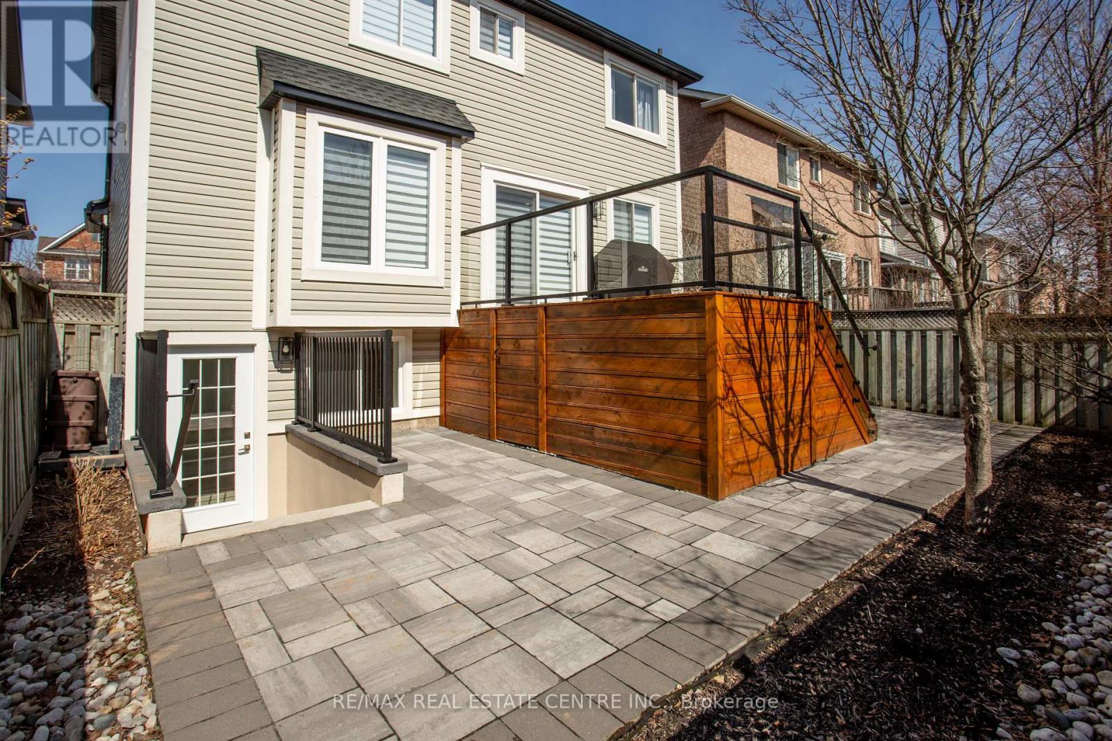 5940 Blue Spruce Avenue, Burlington, Ontario  L7L 6T2 - Photo 44 - W13825274