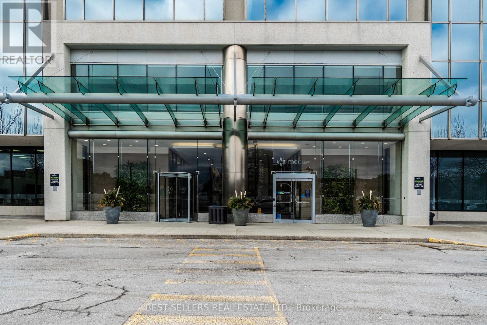150 - 4 Robert Speck Parkway, Mississauga, Ontario  L4Z 1S1 - Photo 2 - W13825276