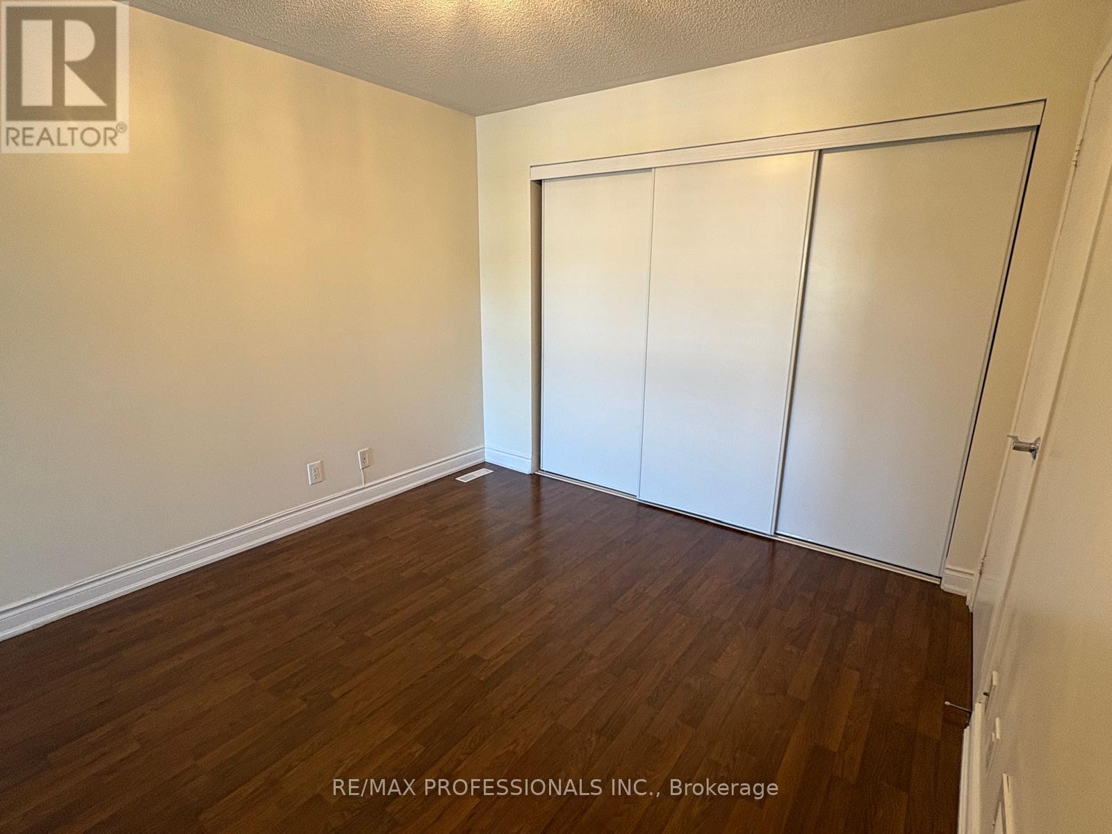 104 - 5 Richgrove Drive E, Toronto, Ontario  M9R 0A3 - Photo 18 - W13825342