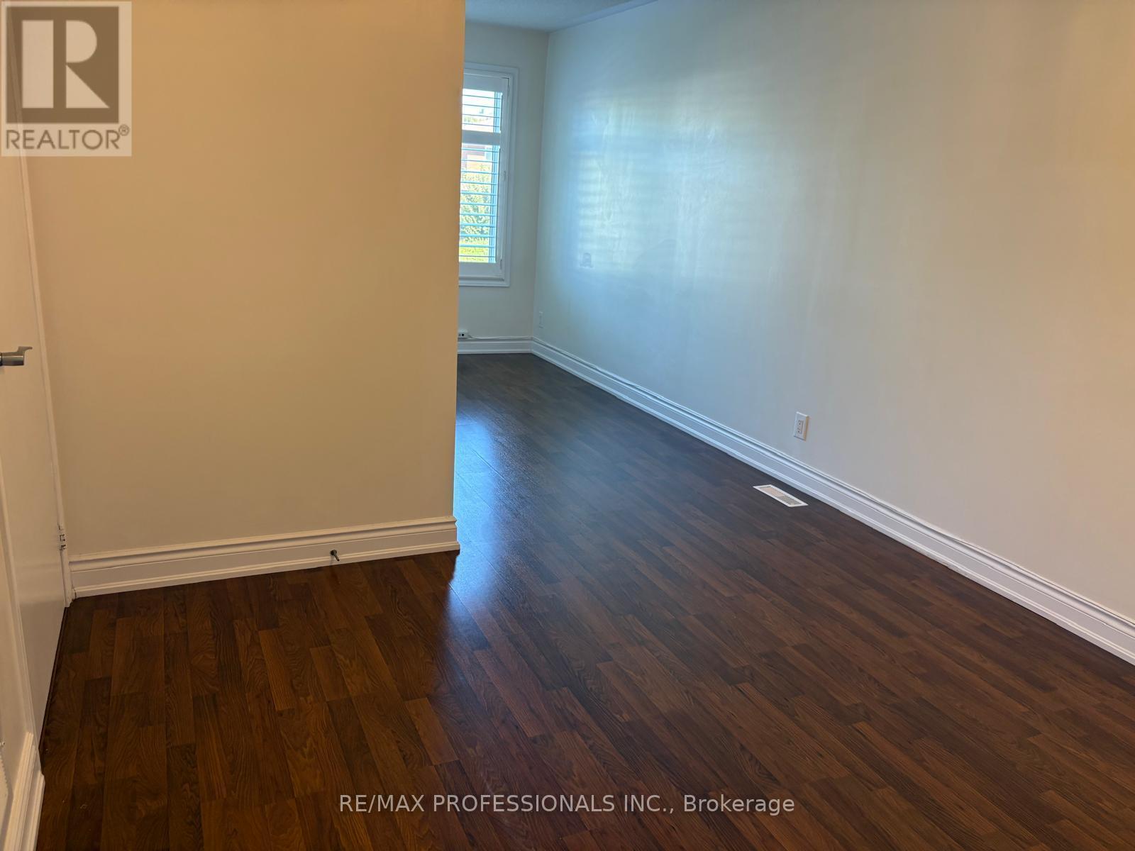 104 - 5 Richgrove Drive E, Toronto, Ontario  M9R 0A3 - Photo 19 - W13825342