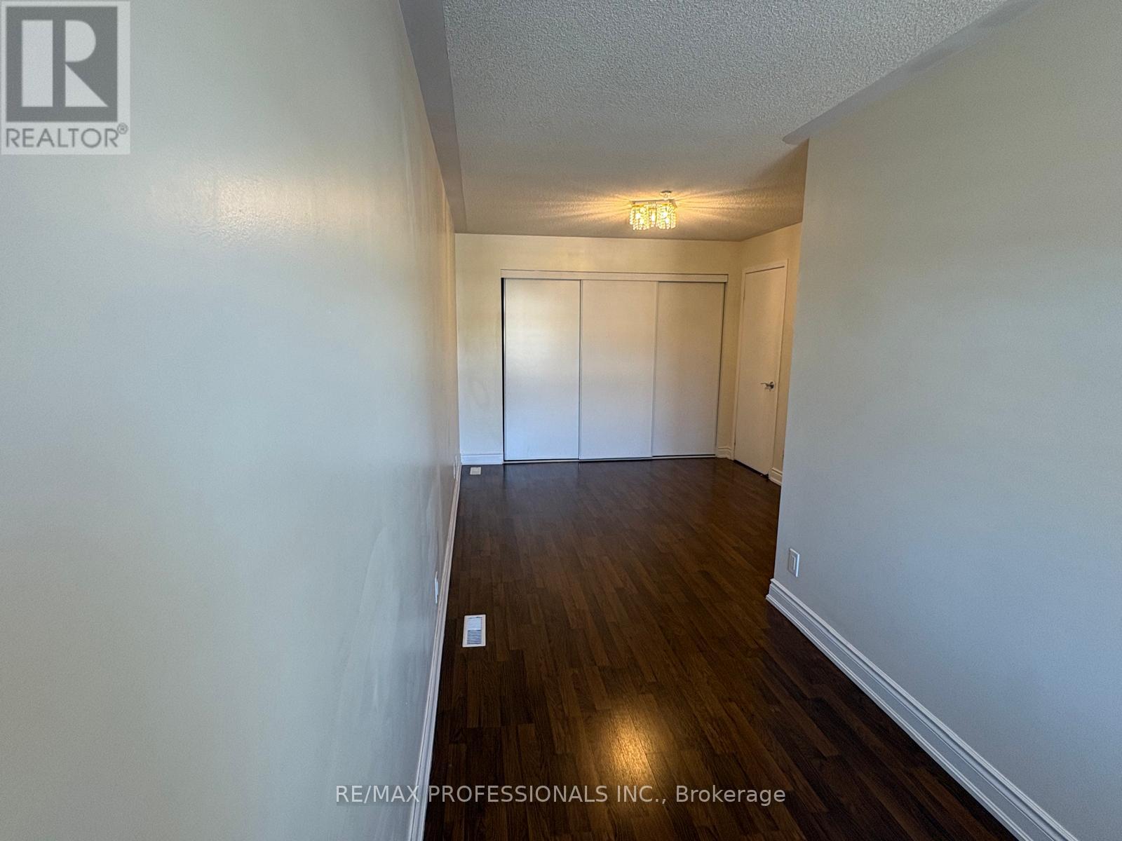 104 - 5 Richgrove Drive E, Toronto, Ontario  M9R 0A3 - Photo 21 - W13825342