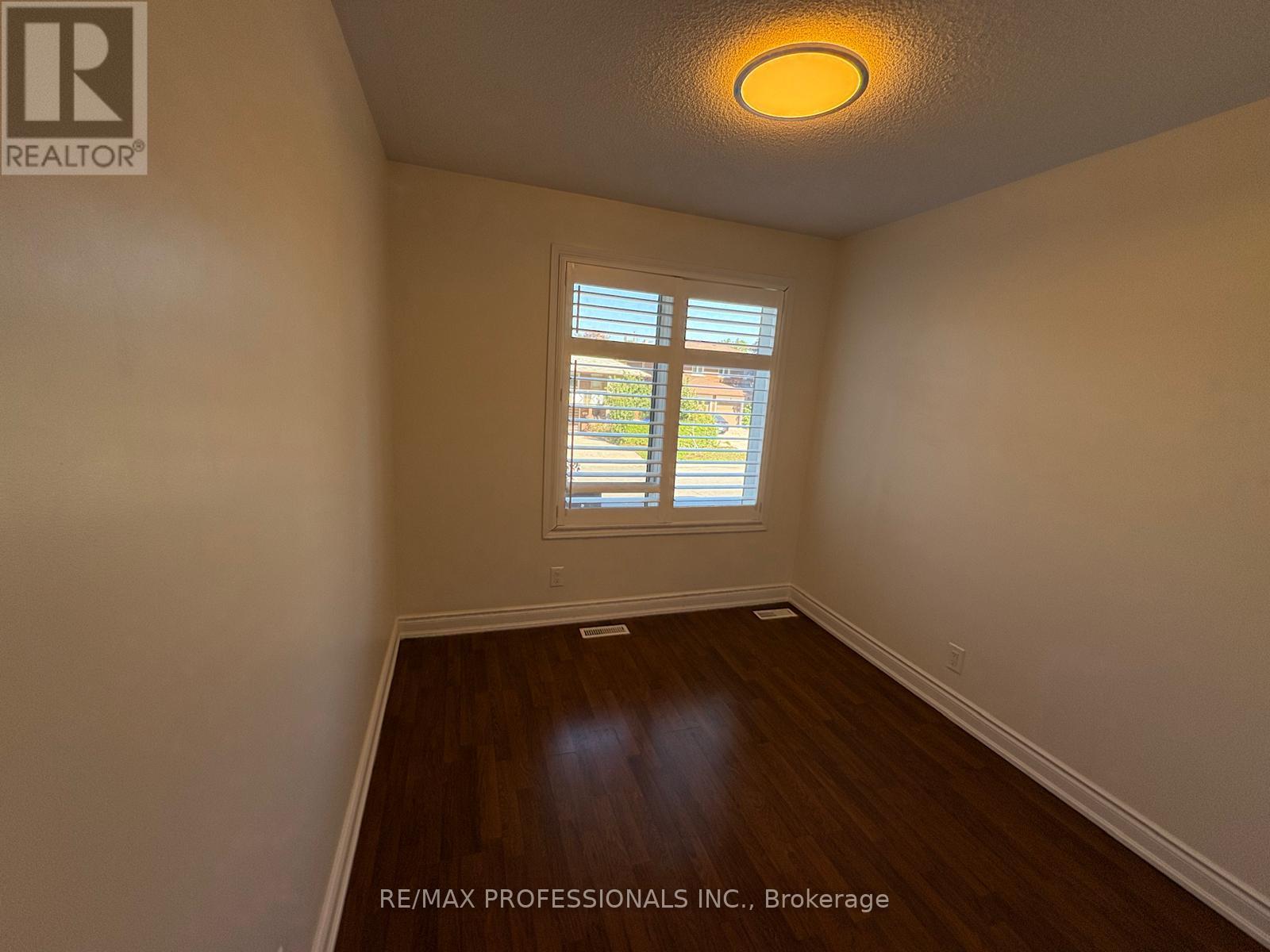 104 - 5 Richgrove Drive E, Toronto, Ontario  M9R 0A3 - Photo 25 - W13825342