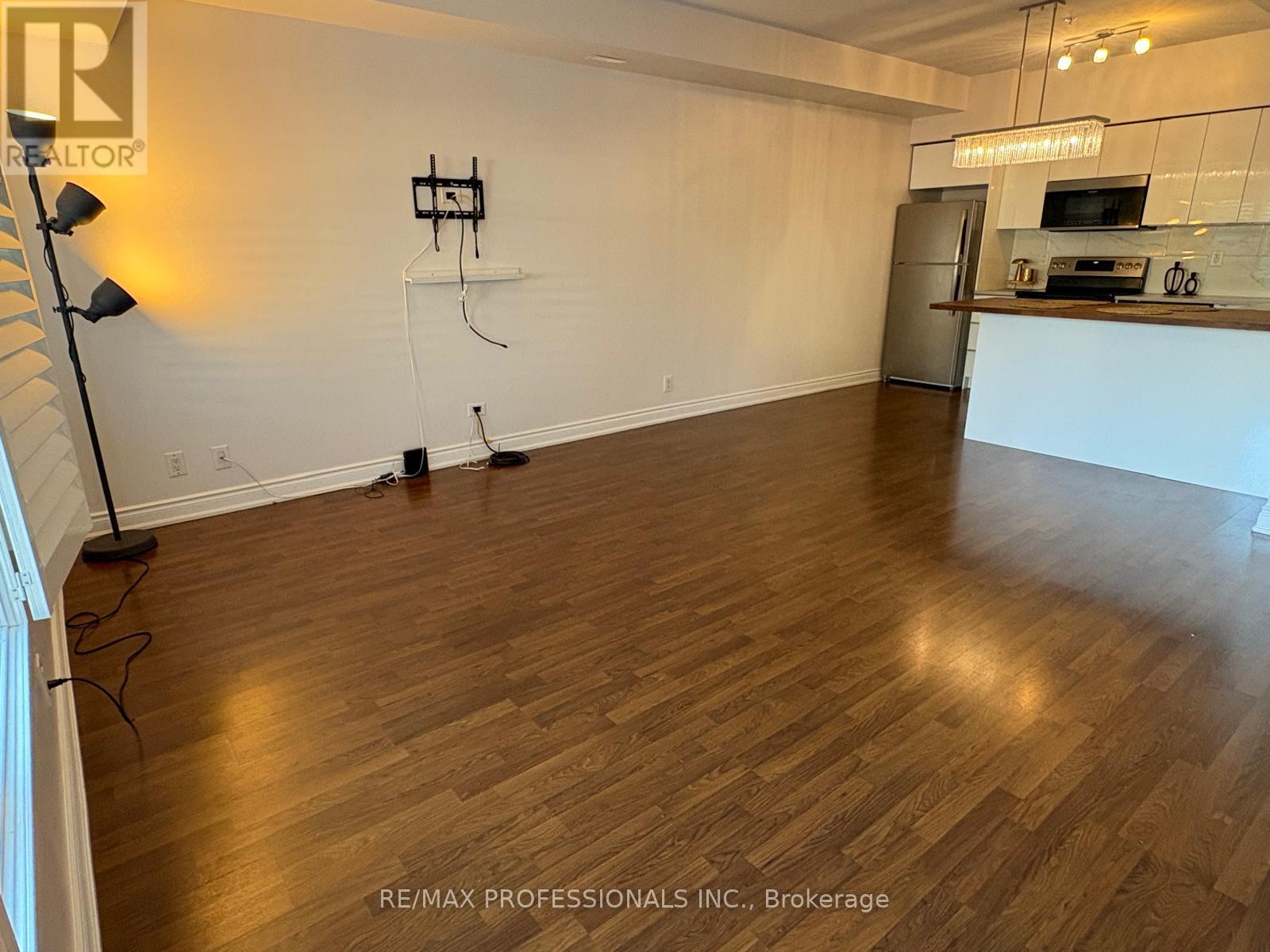 104 - 5 Richgrove Drive E, Toronto, Ontario  M9R 0A3 - Photo 7 - W13825342