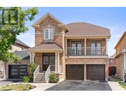 3 TAN LANE, Brampton, Ontario