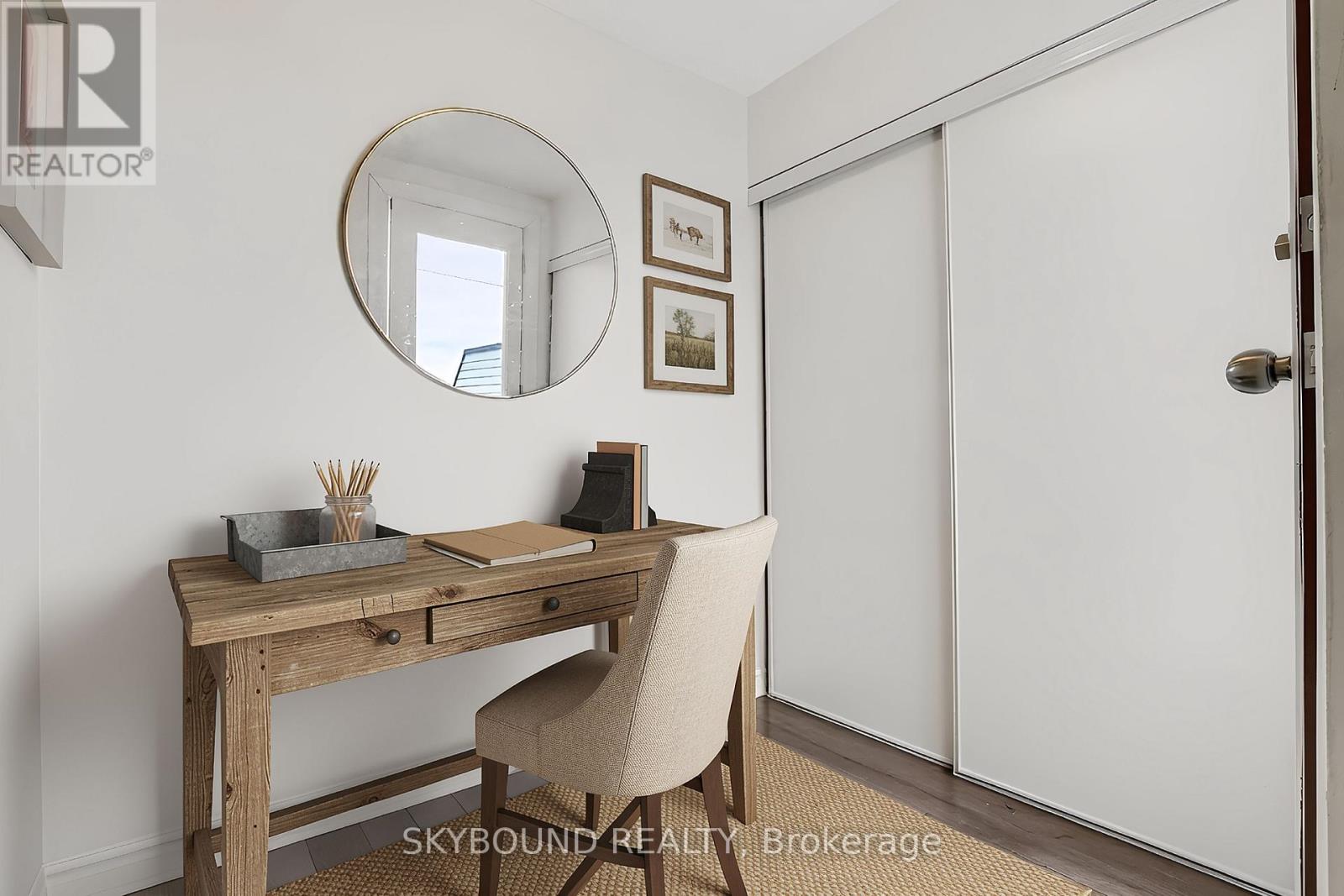 380 Hopewell Avenue, Toronto, Ontario  M6E 2S2 - Photo 18 - W13825446